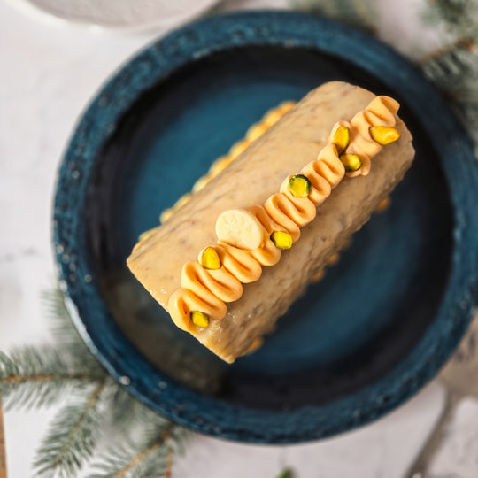 Bûche de Noël Namelaka d'Or - Création artisanale québécoise. Sans gluten.