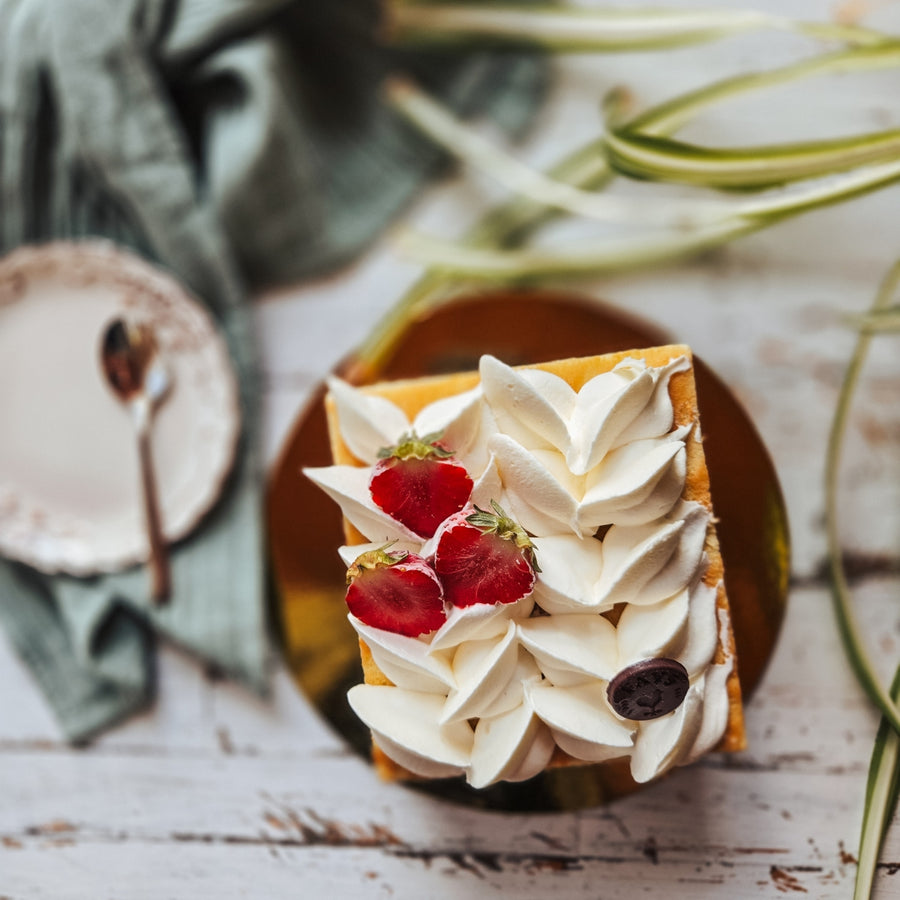 Gâteau à la crème glacée et sorbet artisanal