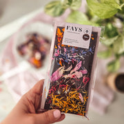 Tablette chocolat noir et fleurs comestibles