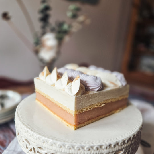 Gâteau à la crème glacée et sorbet artisanal