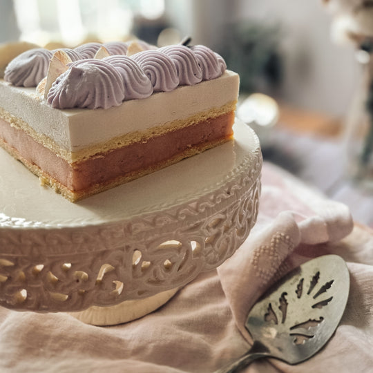 Gâteau à la crème glacée et sorbet artisanal